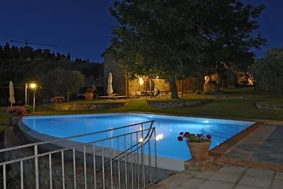 Wohnung in Bucine mit Schwimmbecken