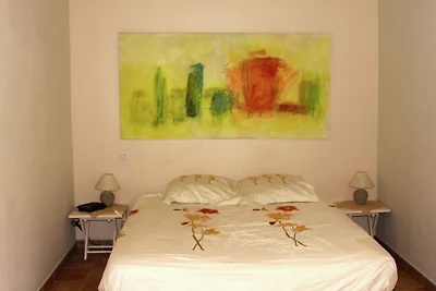 Zeer mooi appartement met zwembad in de...