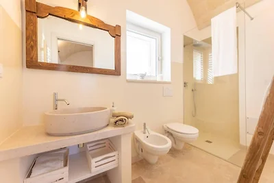 Villa di campagna vicino agli uliveti di...