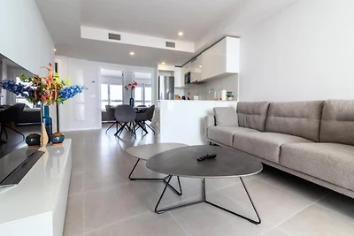 Apartment in Canet mit Terrasse und Meerblick