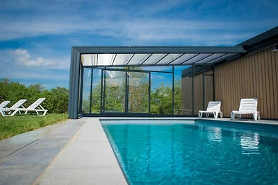 Attraktives Ferienhaus mit Pool bei Durbuy