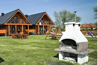 Ferienhaus in Mielno in der Nהhe des Sees