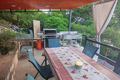 Green House - Two-Bedroom Apartment with Terr...