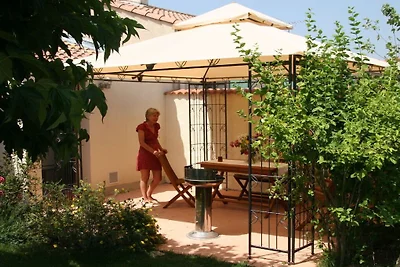 Ferienhaus in Serignan mit Schwimmbecken