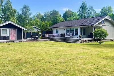 4 Sterne Ferienhaus in Löttorp