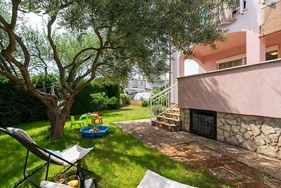 Appartement avec piscine à Vabriga