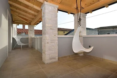 Villa in Banki met zwembad