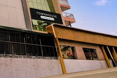 Super Townhouse Madgaon