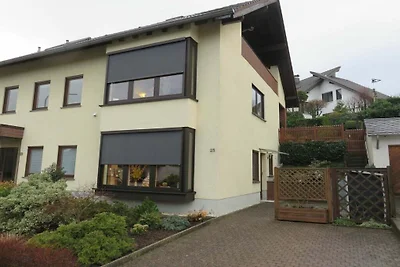 Vakantieappartement in Konz met zwembad