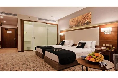 Deluxe-Zimmer mit Kingsize-Bett, Sonntag,...