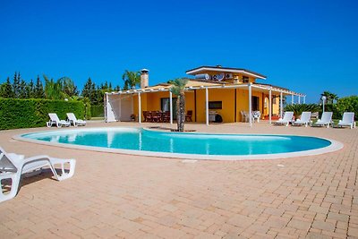 Villa mit privatem Pool und Klimaanlage
