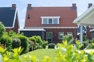 Vakantiehuis met grote tuin in Colijnsplaat