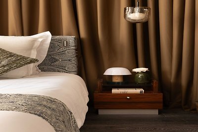 Hôtel Palais Bourbon - Chambre 12- 2P -...