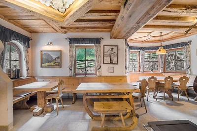 Urige Almhütte im Stubaital mit Sauna