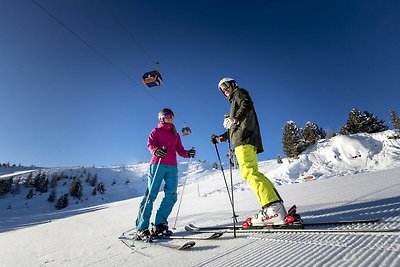 Panoramisch vakantiehuis met sauna en zwembad