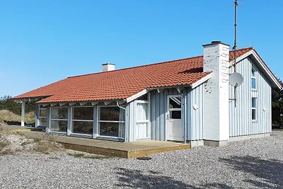 Luxuriöses Poolhaus in Strandnähe