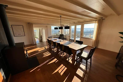 Schöne freistehende Villa mit Sauna in Érezée