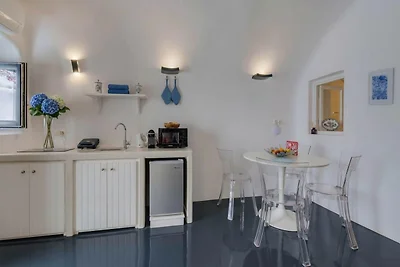 Fira Retreat con vista mare