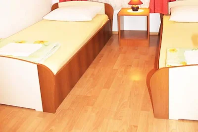 Apartments Antonio - Two Bedroom Apartment wi...
