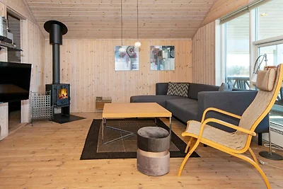 6 person holiday home in Ringkøbing-By Traum