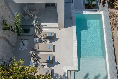 Villa in Rethymno mit Pool am Strand