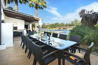Villa in Pollensa mit Schwimmbecken