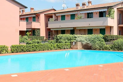 Appartamento con piscina, 600m dal lago