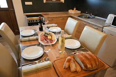 Relax and Rustic Apartments with Terrace - St...