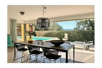 Ferienhaus in Grimaud mit Schwimmbecken