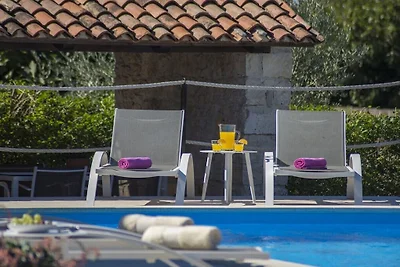Villa a Sveti Lovreč con piscina