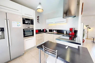 Villa in Saint-Gilles mit privatem Pool