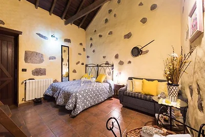 Ferienwohnung, Moya