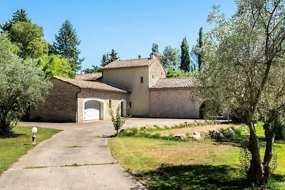 Huis in L'Isle-sur-la-Sorgue met Zwembad