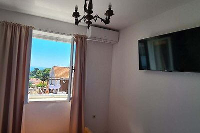 Apartment Solvit - Three Bedroom Apartment wi...