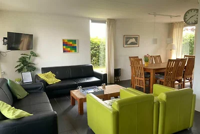 Huis in Boornzwaag met eigen aanlegsteiger