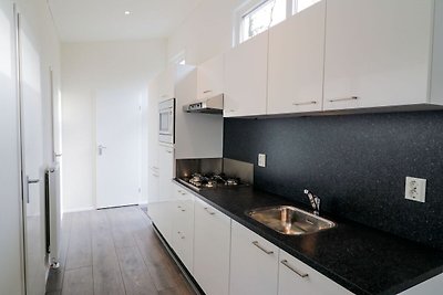 Modernes Chalet mit Geschirrspüler im Ferienp...