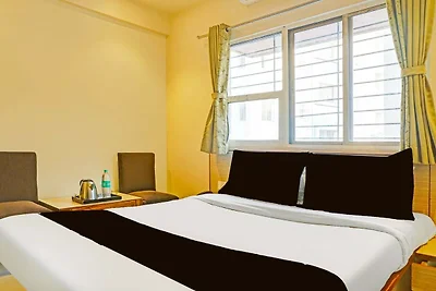Collezione O Pune Nagar Road Viman Nagar