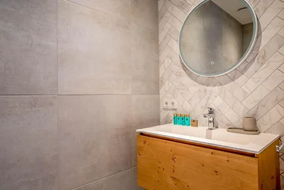 Moderne, luxuriöse und nachhaltige Naturvilla