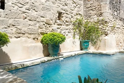 Appartement met verwarmd zwembad in Uzès