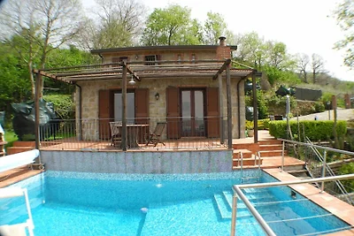 Casa Nel Paradiso || Castell"Umberto