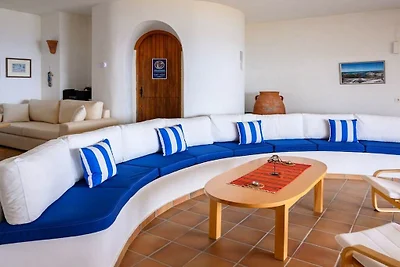 Villa in Sfinari mit Schwimmbecken
