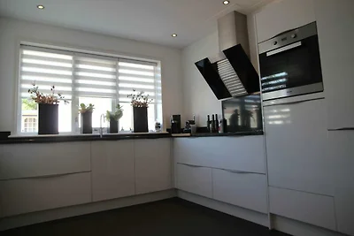 Moderna casa vacanze con veranda a Limmen