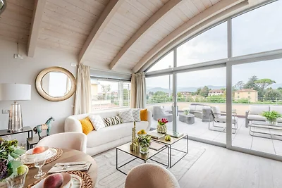 Penthouse in Lucca mit Terrasse und Aussicht