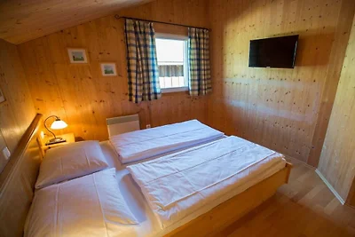 Chalet avec piscine à Annaberg