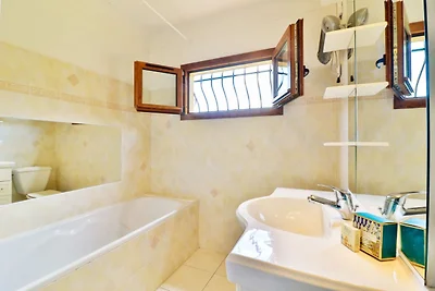 Noelie, rez de jardin 6 personen