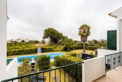 Haus in Albufeira mit Pool und Garten