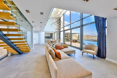 Villa in Kalkan mit Schwimmbecken