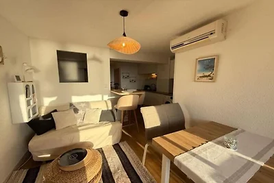 Apartment mit Meerblick und Parkplatz