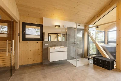 Chalet Superior n.º 16 con sauna y jacuzzi.