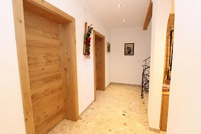 Geräumiges Ferienhaus in Goldegg in...